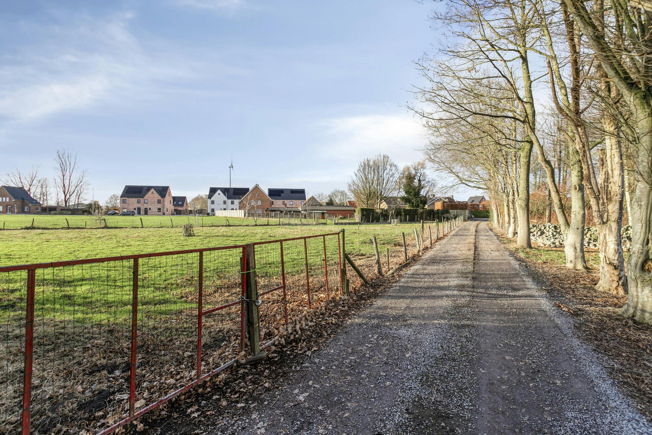 Landelijk gelegen huis met veel potentieel in Ruddervoorde foto 9