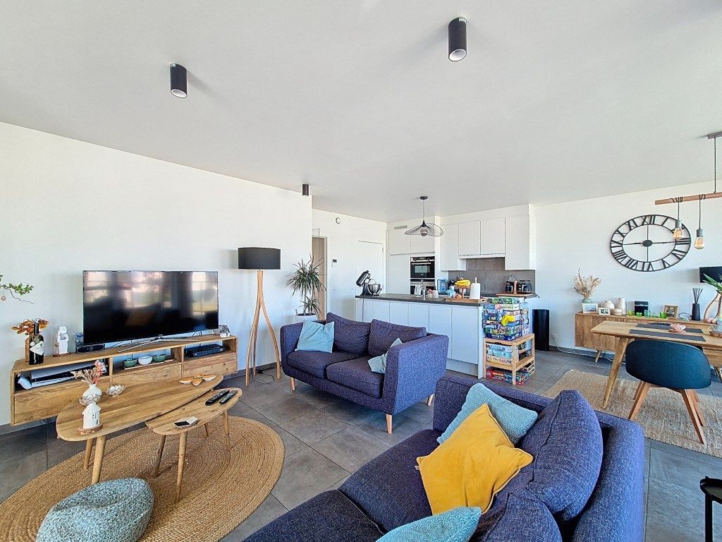 Appartement met 2 slpks & garage foto 2