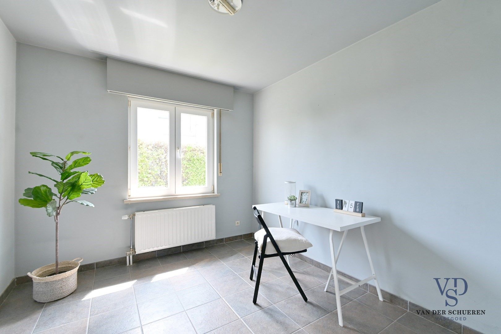 Bungalowwoning met afzonderlijke garage foto 9