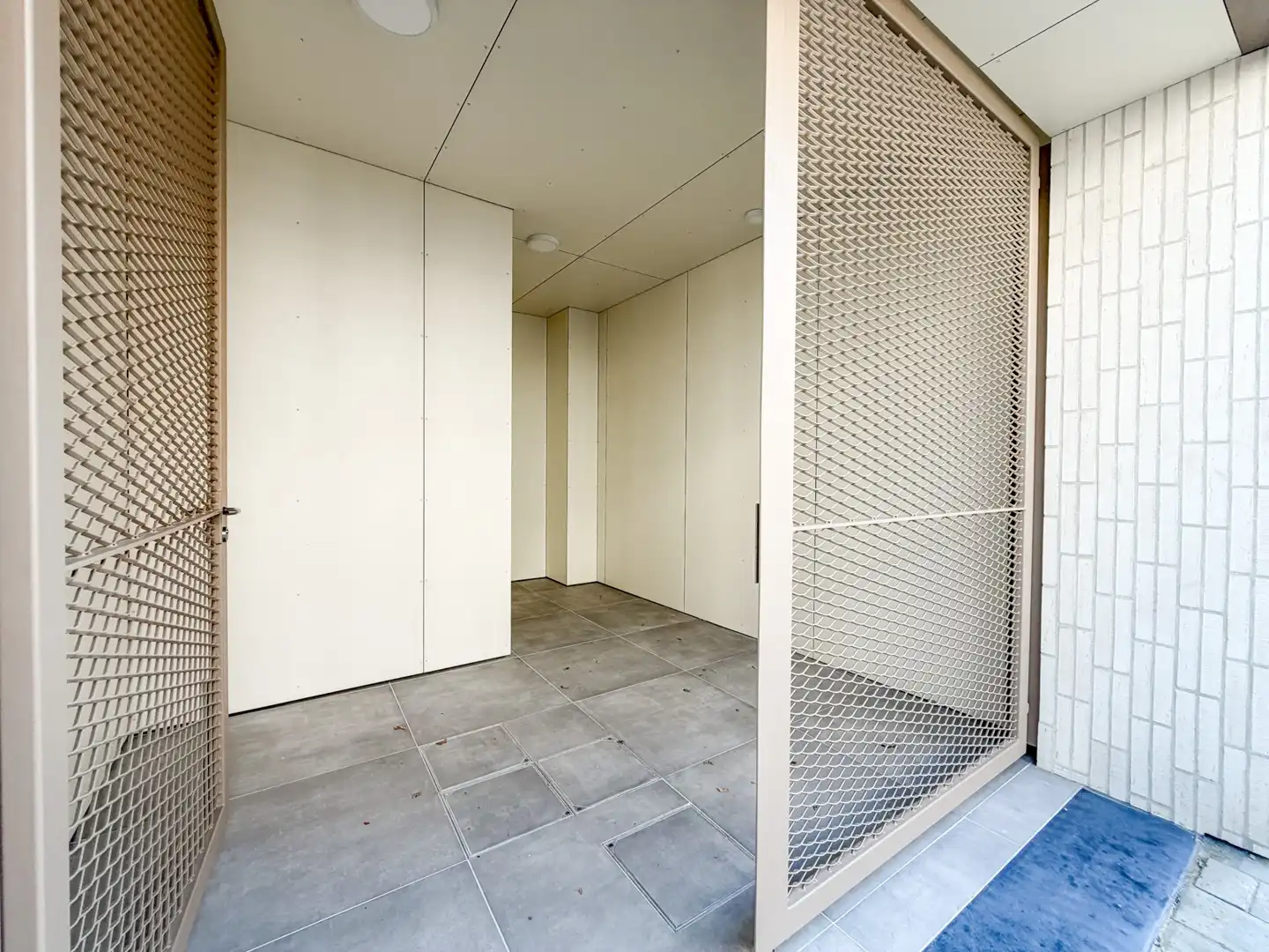 Instapklaar nieuwbouwappartement met 2 terrassen foto 11