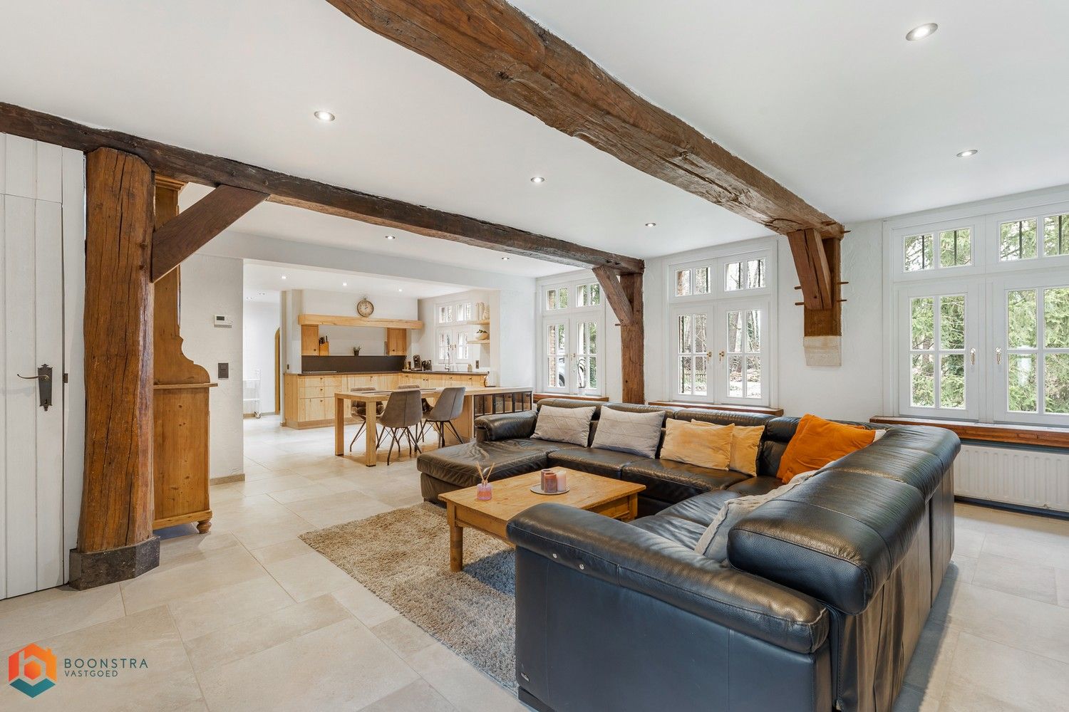 Instapklare hoeve met mogelijk 5 slpkrs op 3302 m² te Herentals foto 2