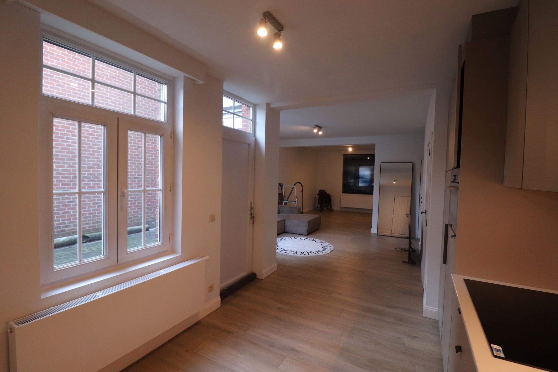 Een gerenoveerde woning met 3 slaapkamers en tuin.  foto 6