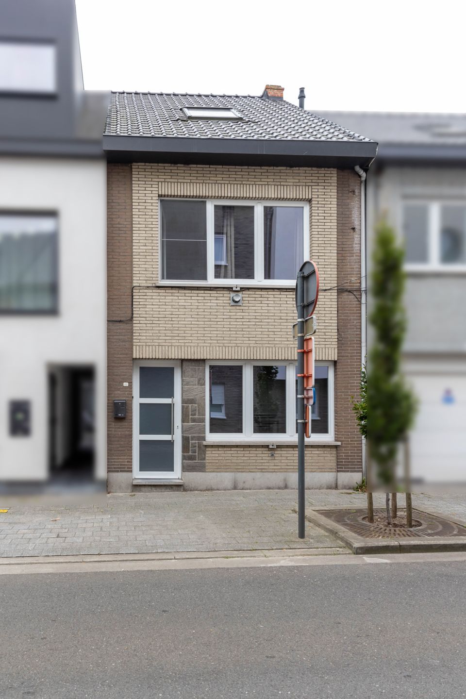 Gerenoveerde woning in Bornem centrum foto 17