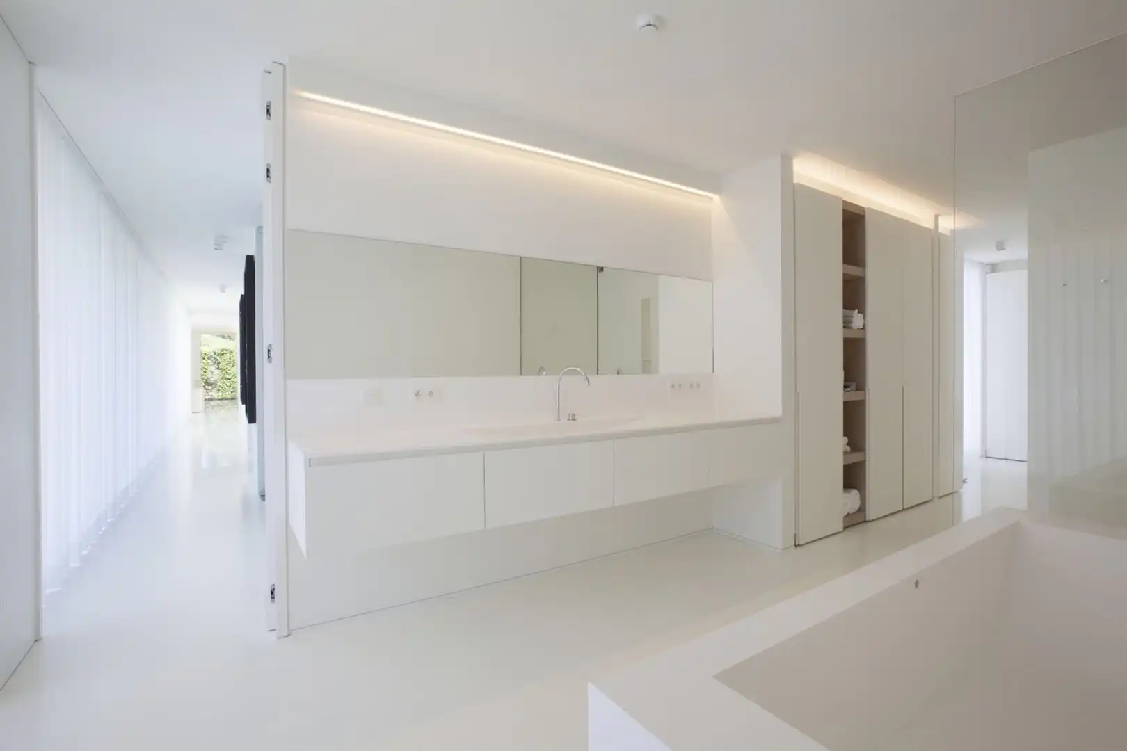 Exclusieve laagbouwvilla in residentiële buurt foto 18