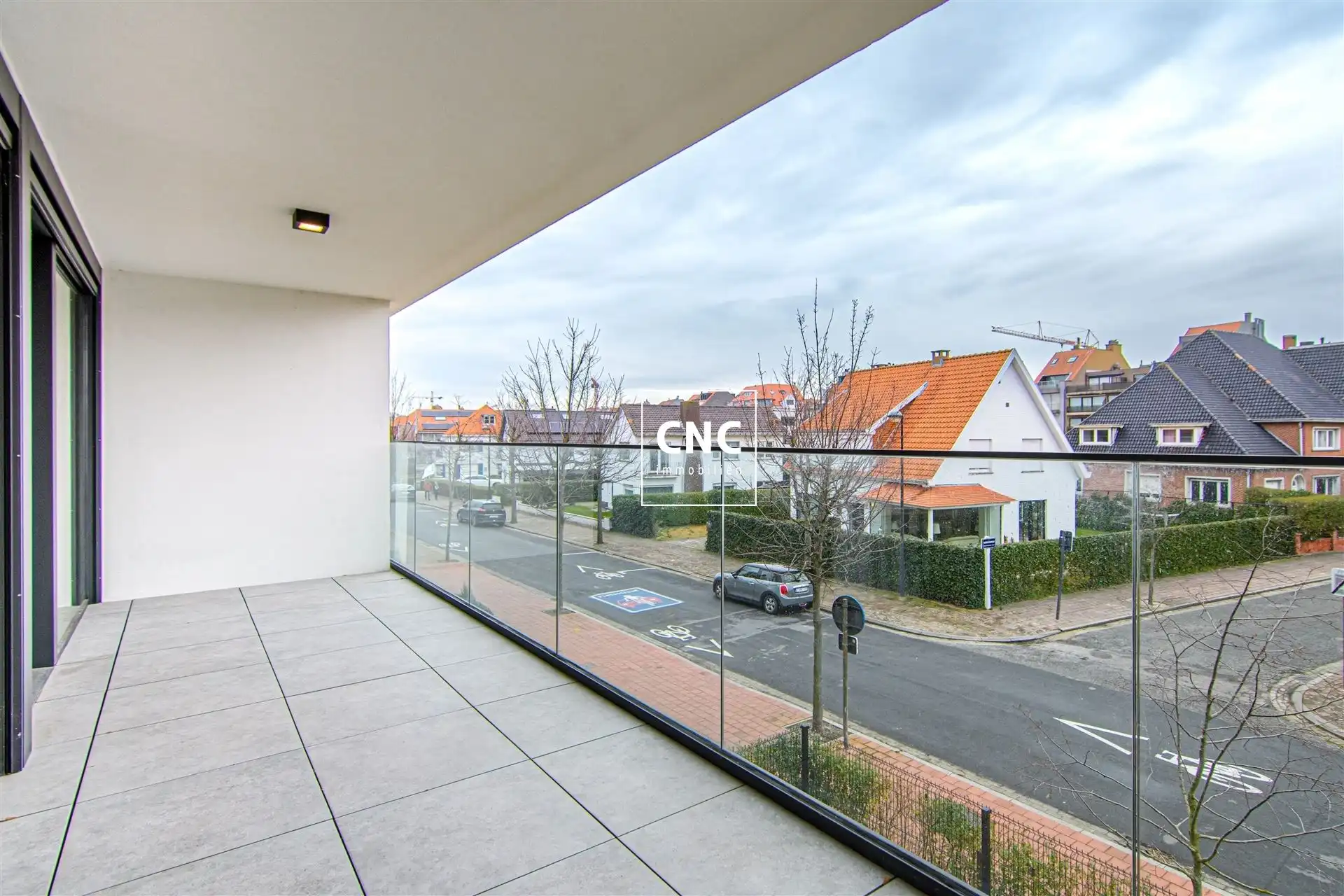 Volledig afgewerkt serviceflat in een luxueuze residentie foto 17