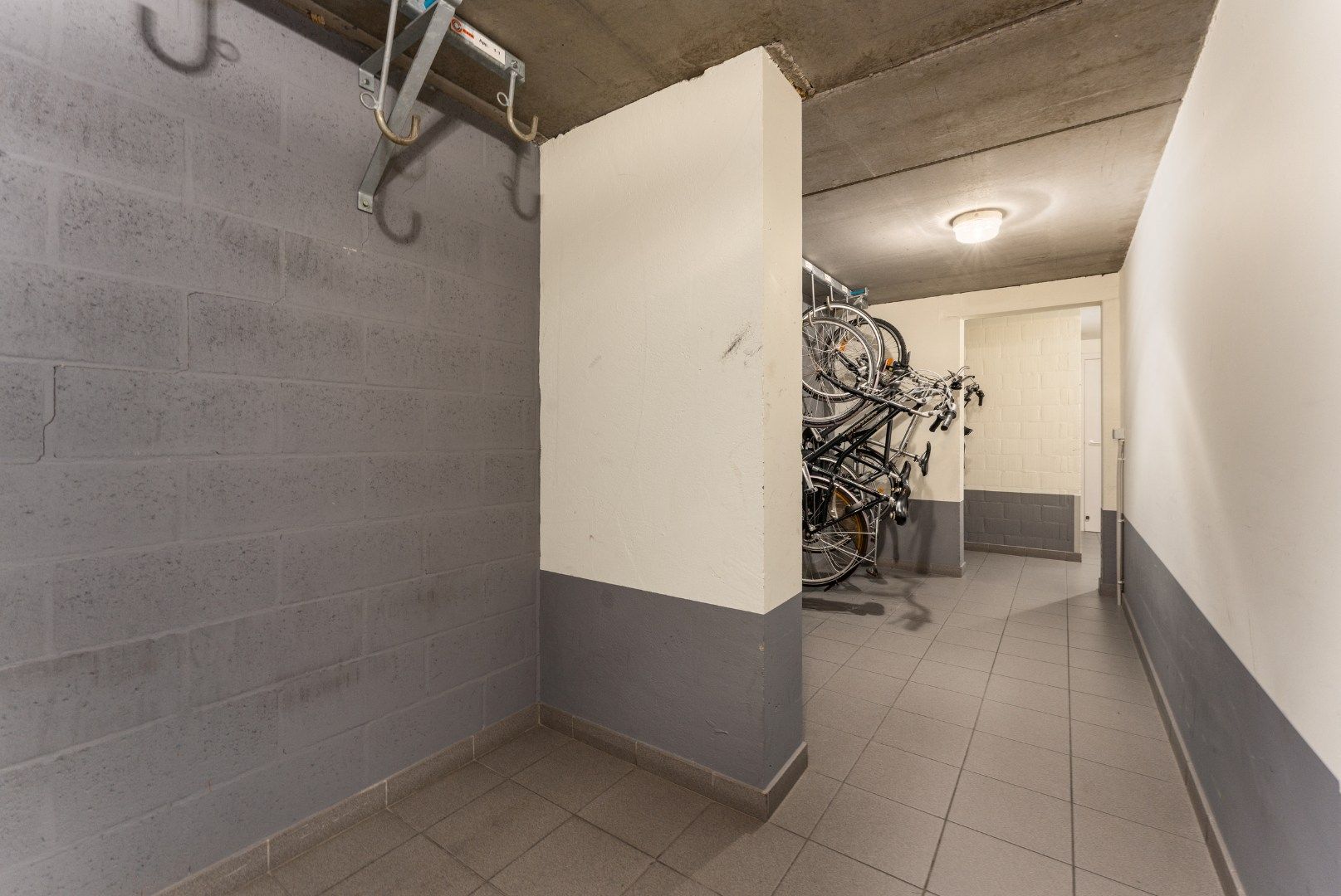 Ruim appartement met parkeerplaats in centrum Knokke foto 23