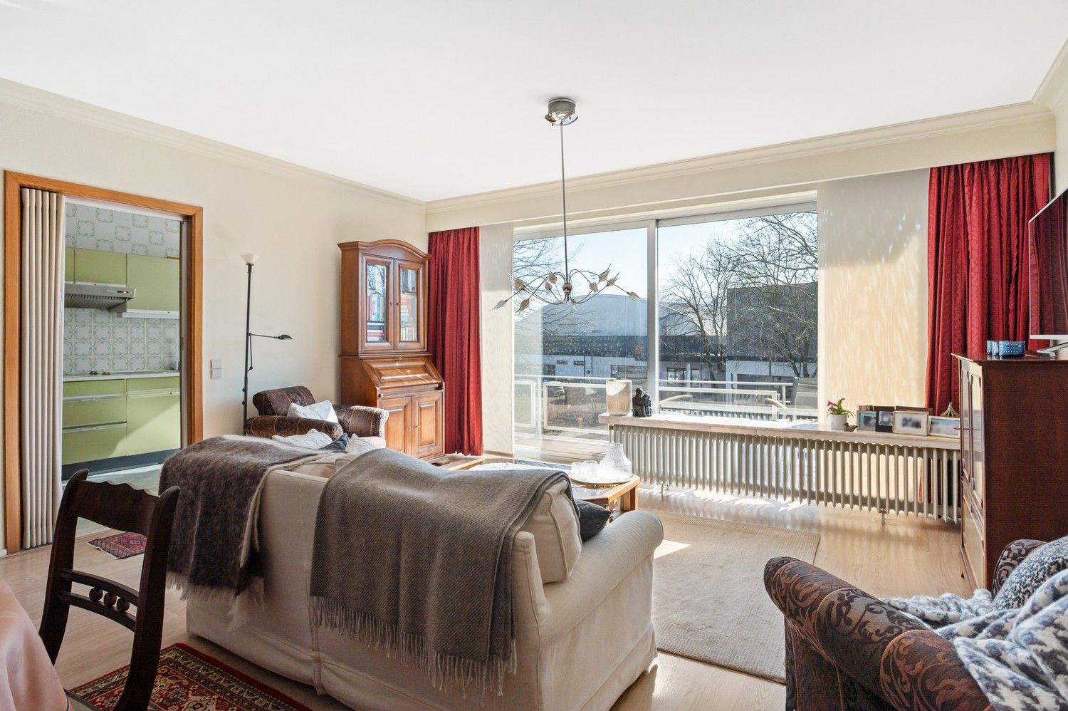 Appartement met 2 slaapkamers en terras in Merksem! foto 4