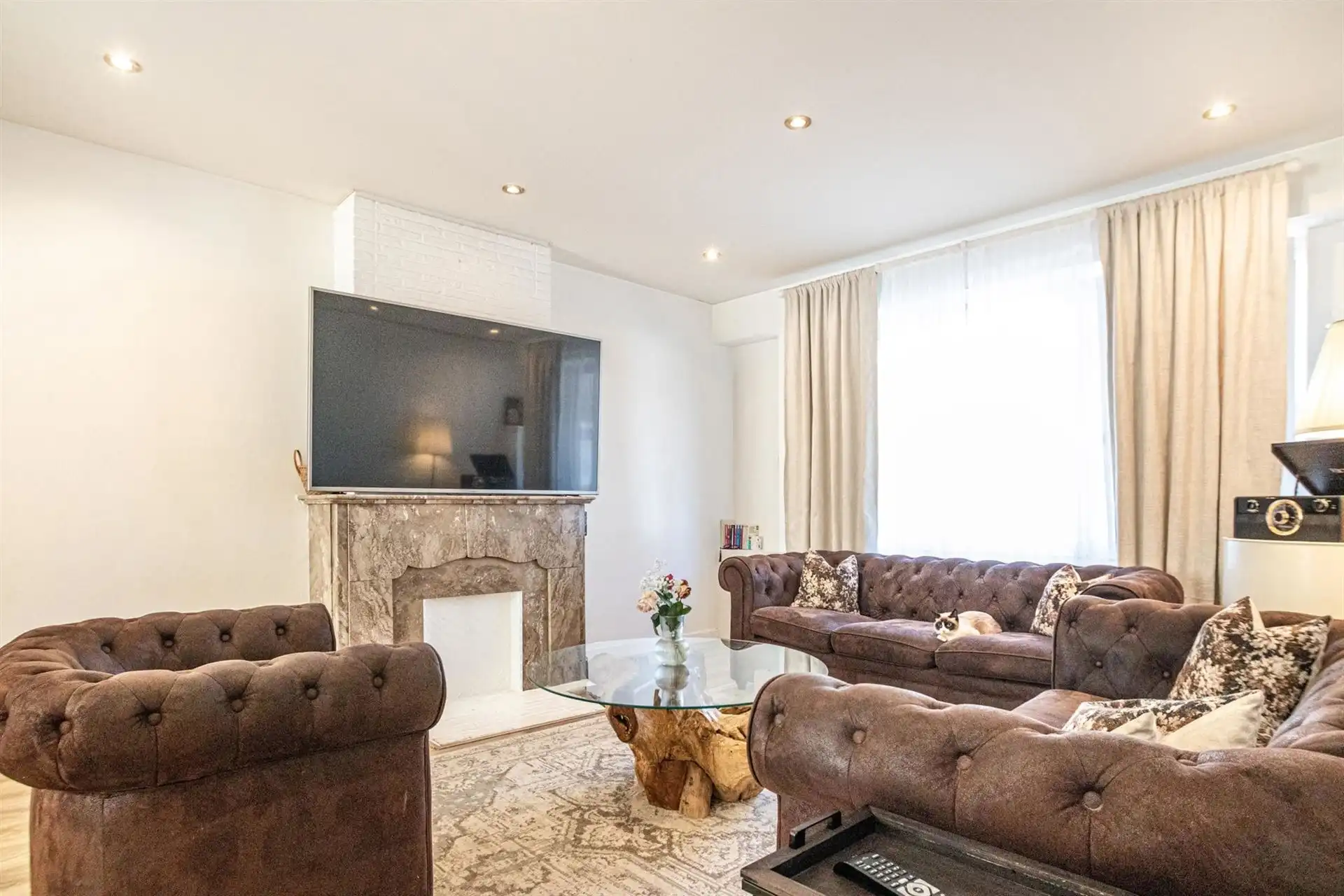 Instapklare woning met 4 slpk, kelder, ZO-tuin + uitweg foto 9