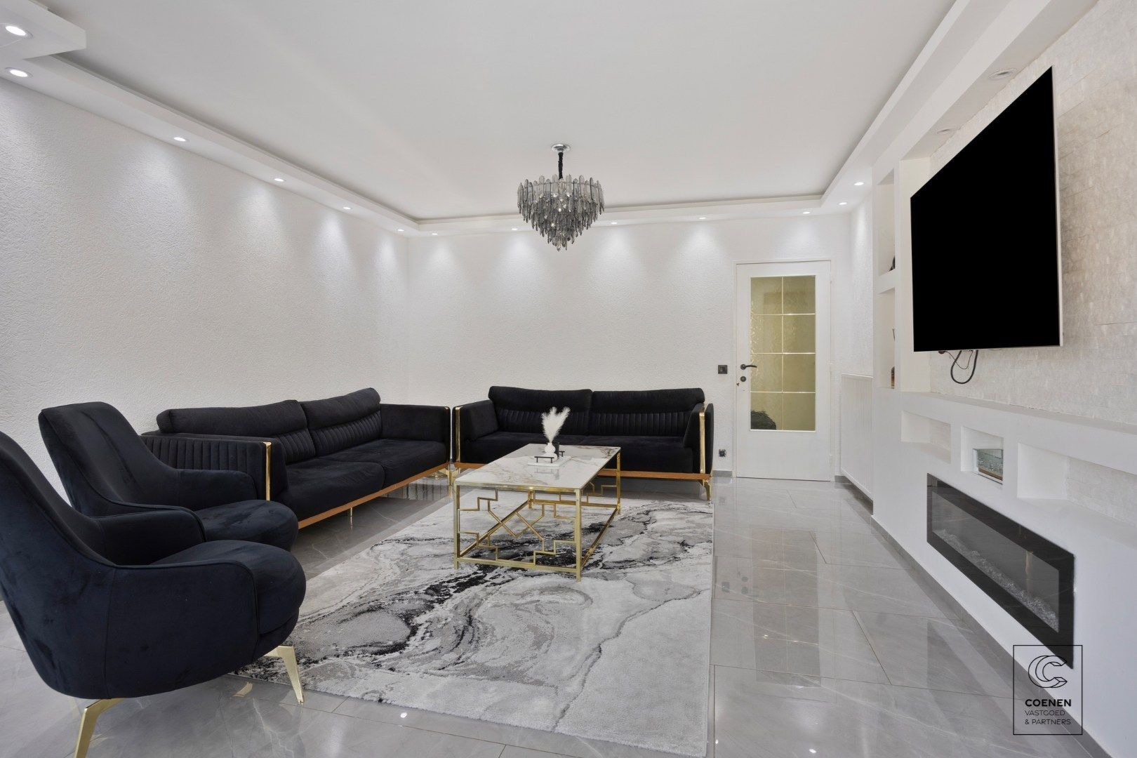 Instapklaar appartement van 100 m² en twee slaapkamers te Borsbeek! foto {{pictureIndex}}