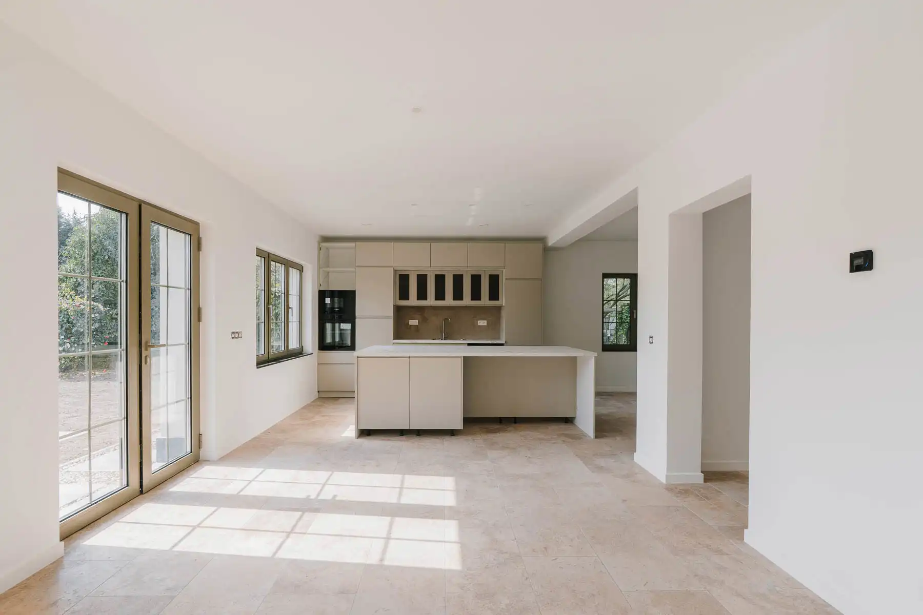 Prachtige, kwalitatief gerenoveerde villa op toplocatie foto 4