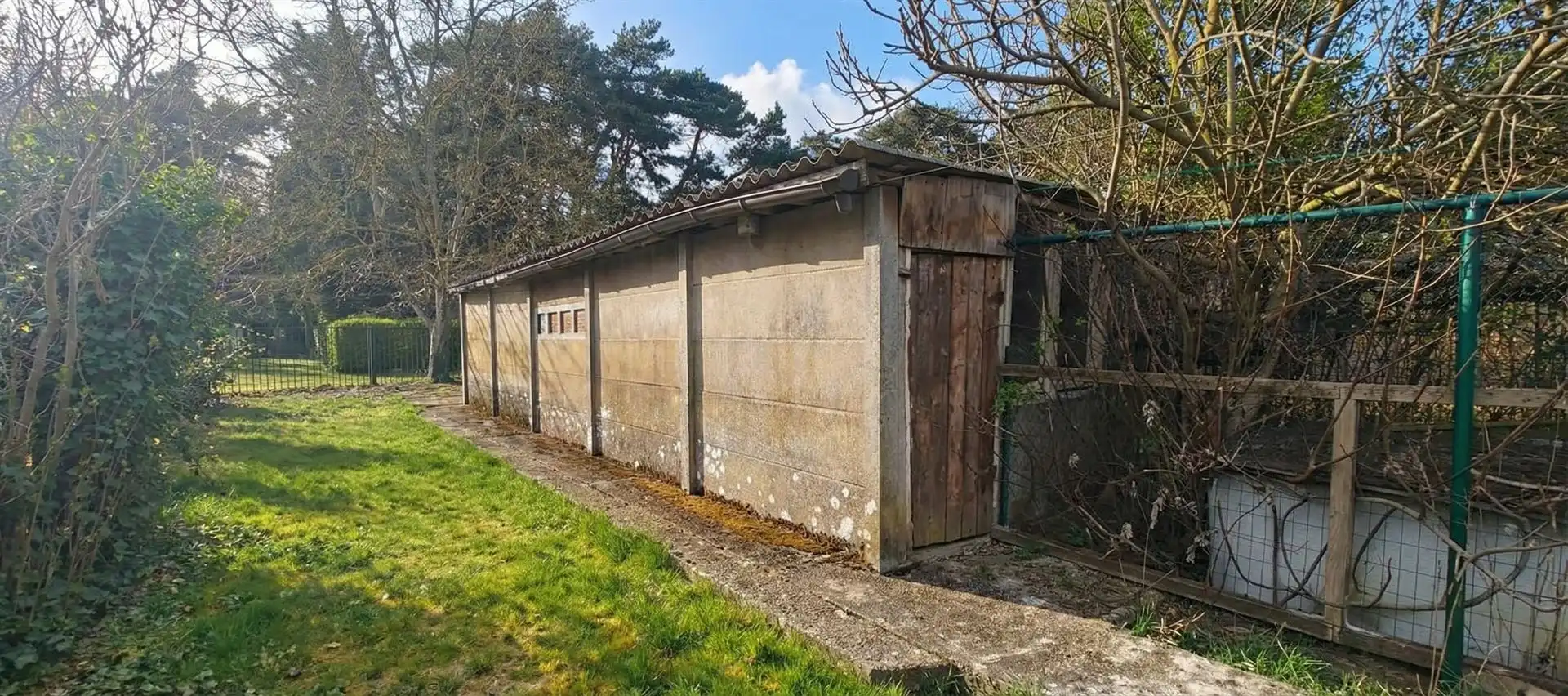 Te renoveren woning met 3 slaapkamers  foto 17