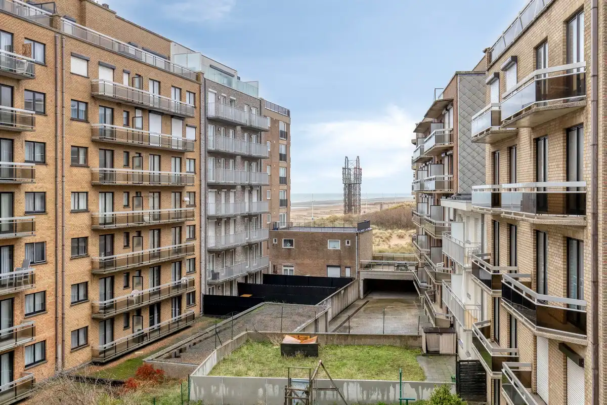Gezellig appartement met zijdeling zeezicht foto 13