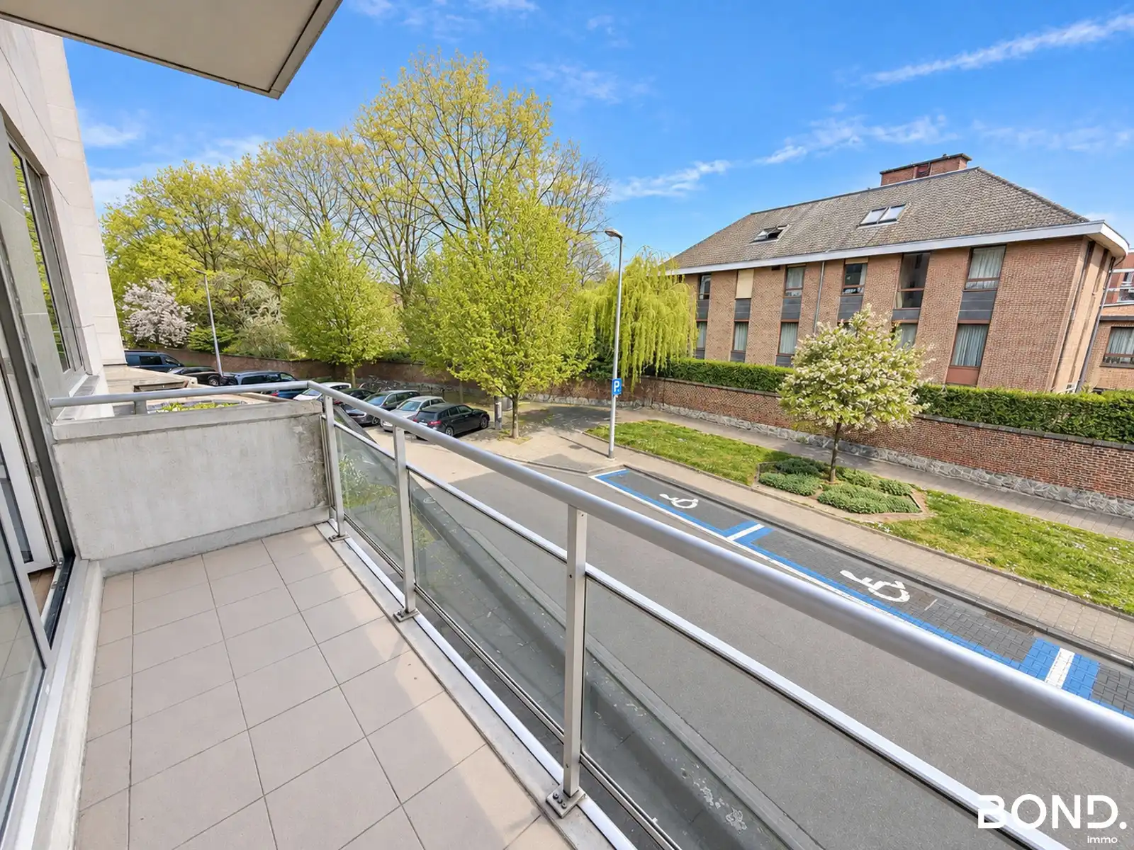 Leuk 2-slaapkamerappartement met terras in hartje Leuven foto 3