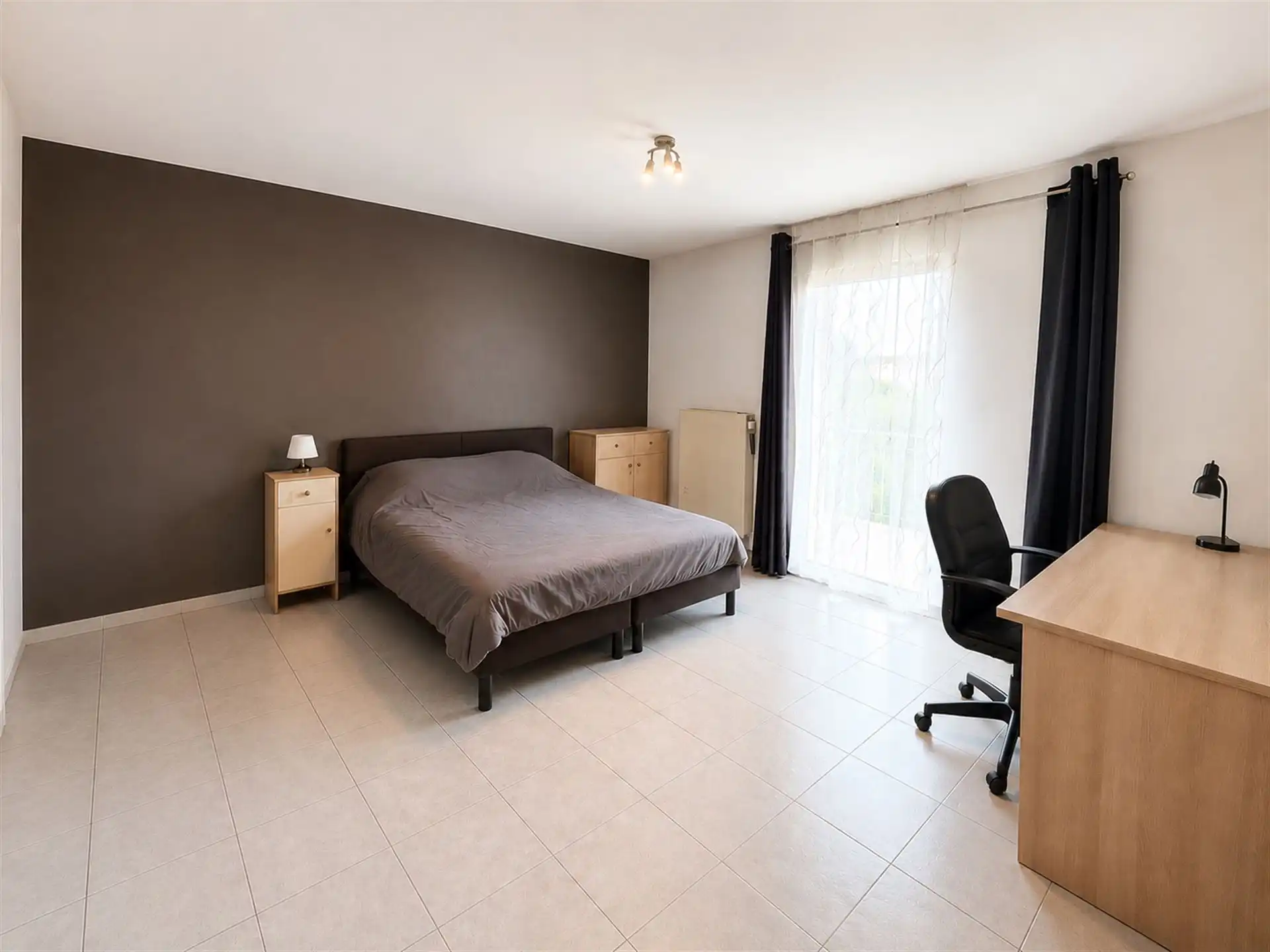 Opbrengsteigendom: handelspand en twee appartementen foto 13