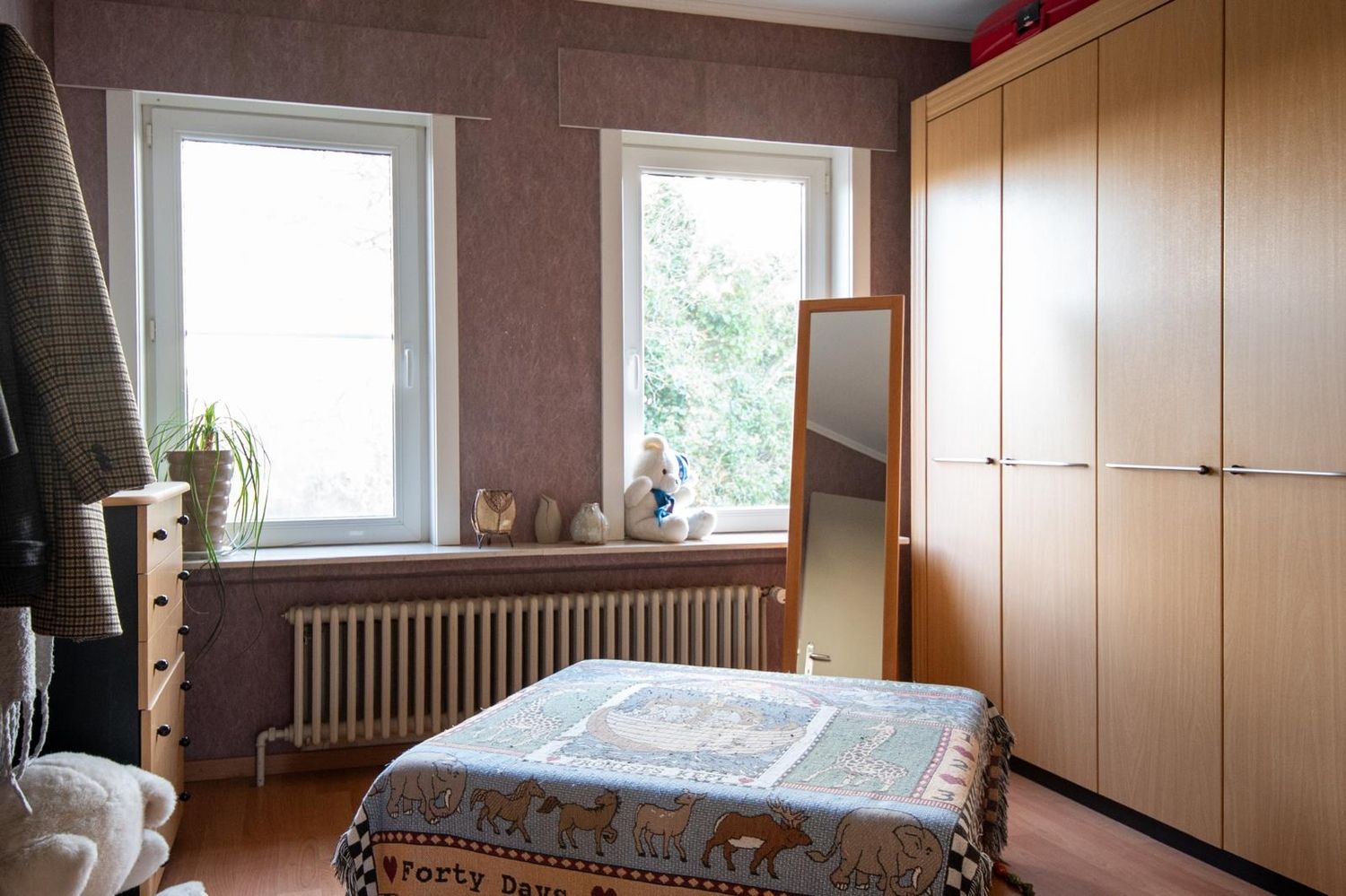 Ruime halfopen bebouwing met 5 slpks op strategische locatie in Zomergem foto 28