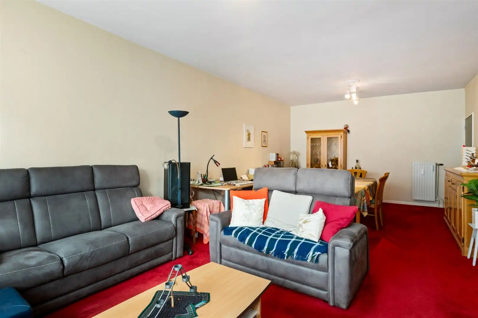 Ruim appartement met 2 slaapkamers en garagebox foto 6