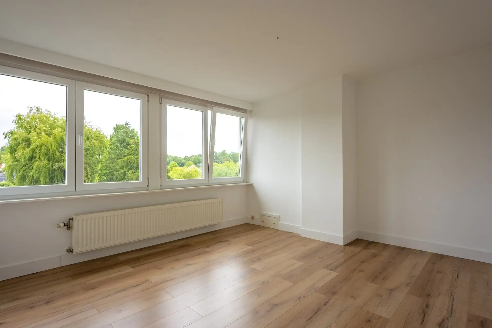 Uitzonderlijk ruime duplex in hartje Grimbergen met 4-5 kamers foto 18