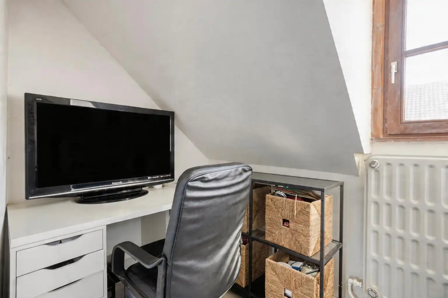 WONING MET RUIME TUIN & ATELIERRUIMTE IN BOUTERSEM foto 16