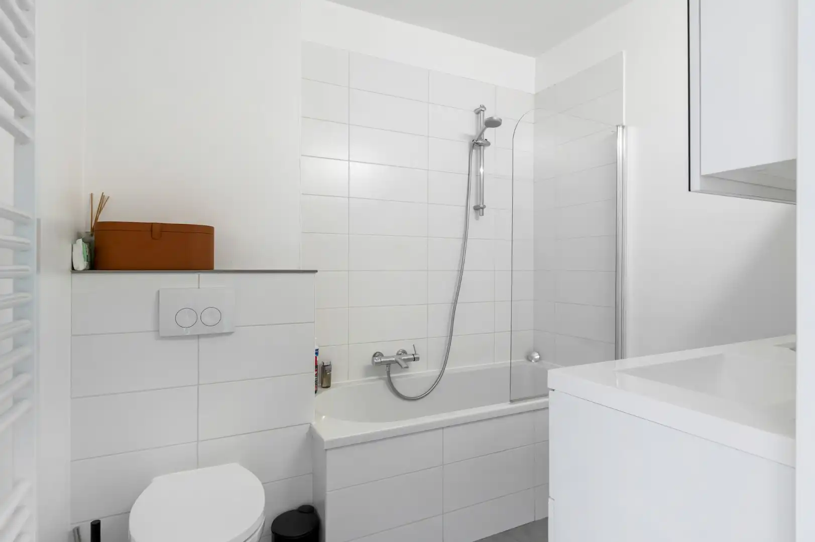 Instapklare gezinswoning met 4 slaapkamers, praktijkruimte en A-label! foto 16