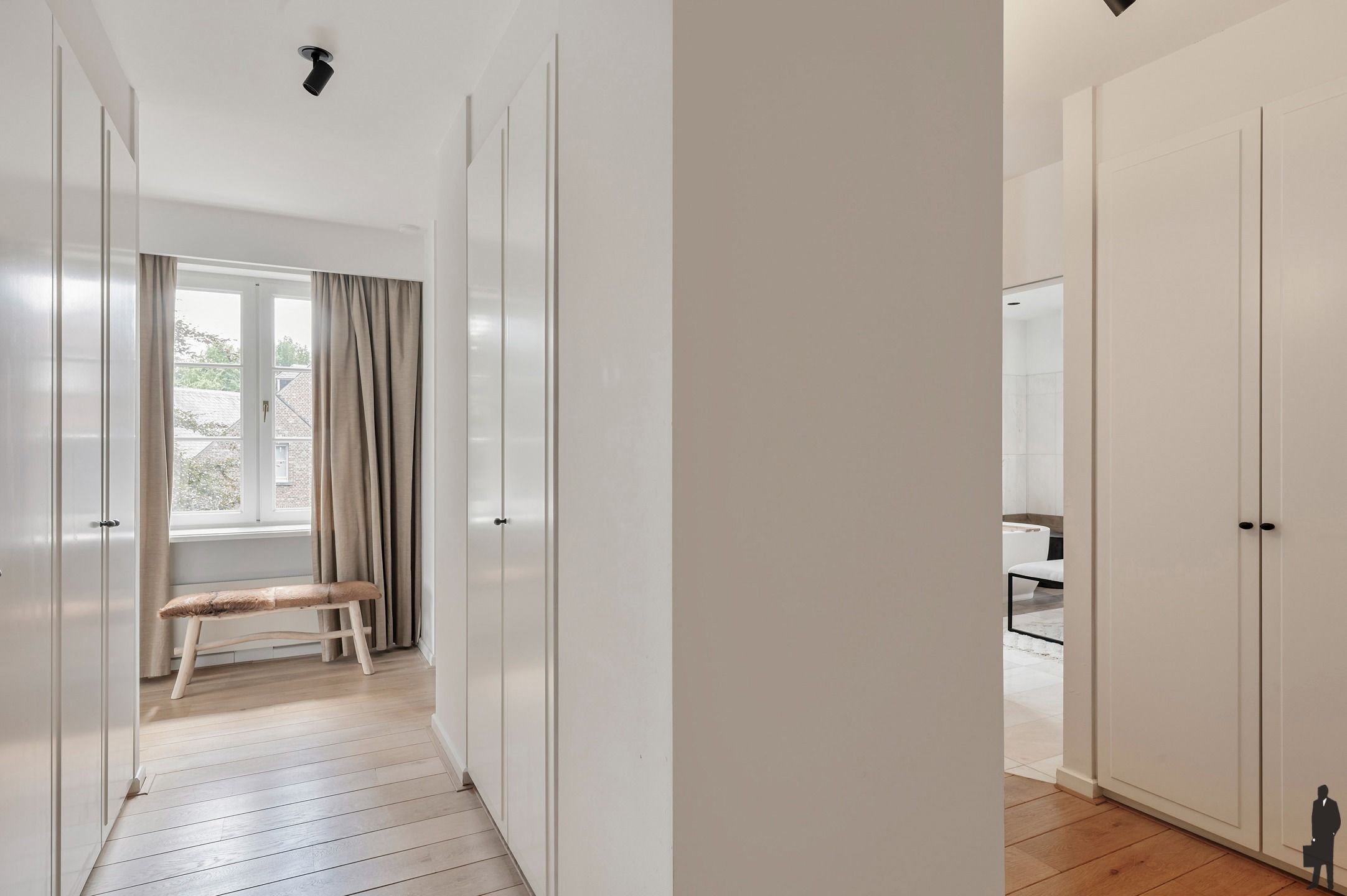 In de residentiële villawijk, De Meersebergen nabij Breda klassieke herenhuis op ca. 2135 m² met uitzicht op "Markdal". foto 30
