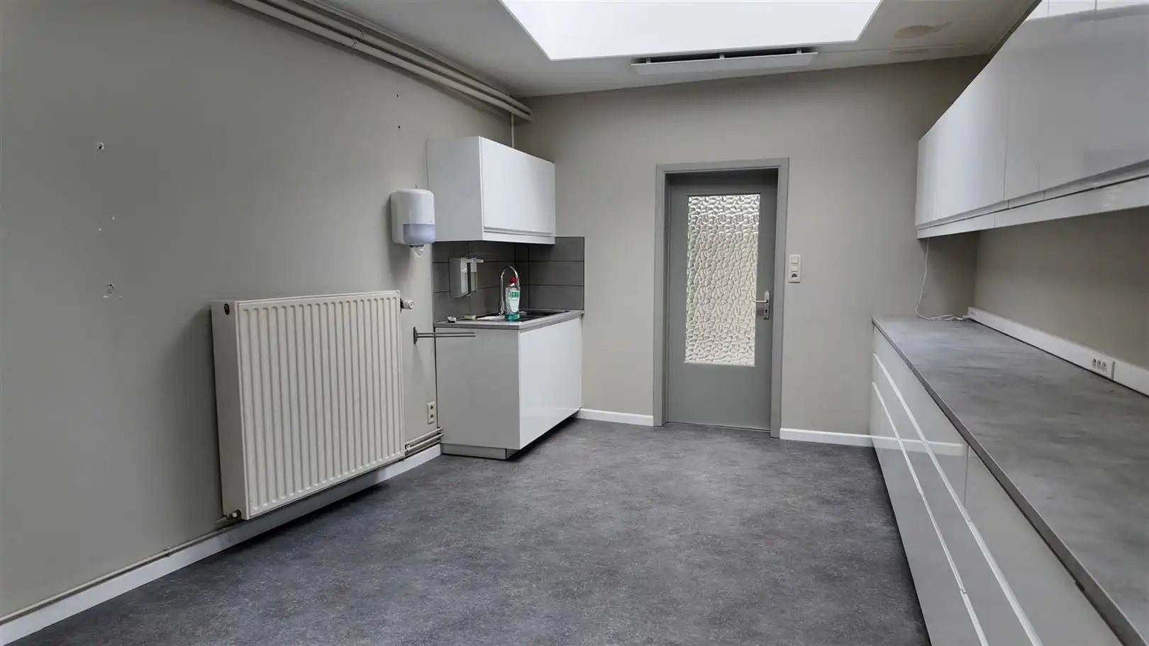 Ruime karakterwoning met praktijkruimte foto 4