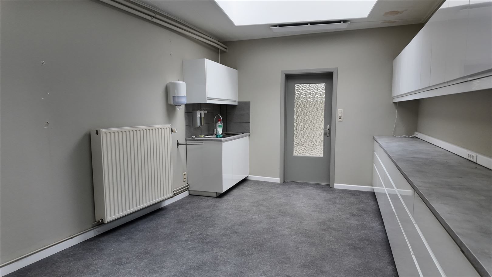 Ruime karakterwoning met praktijkruimte foto 4