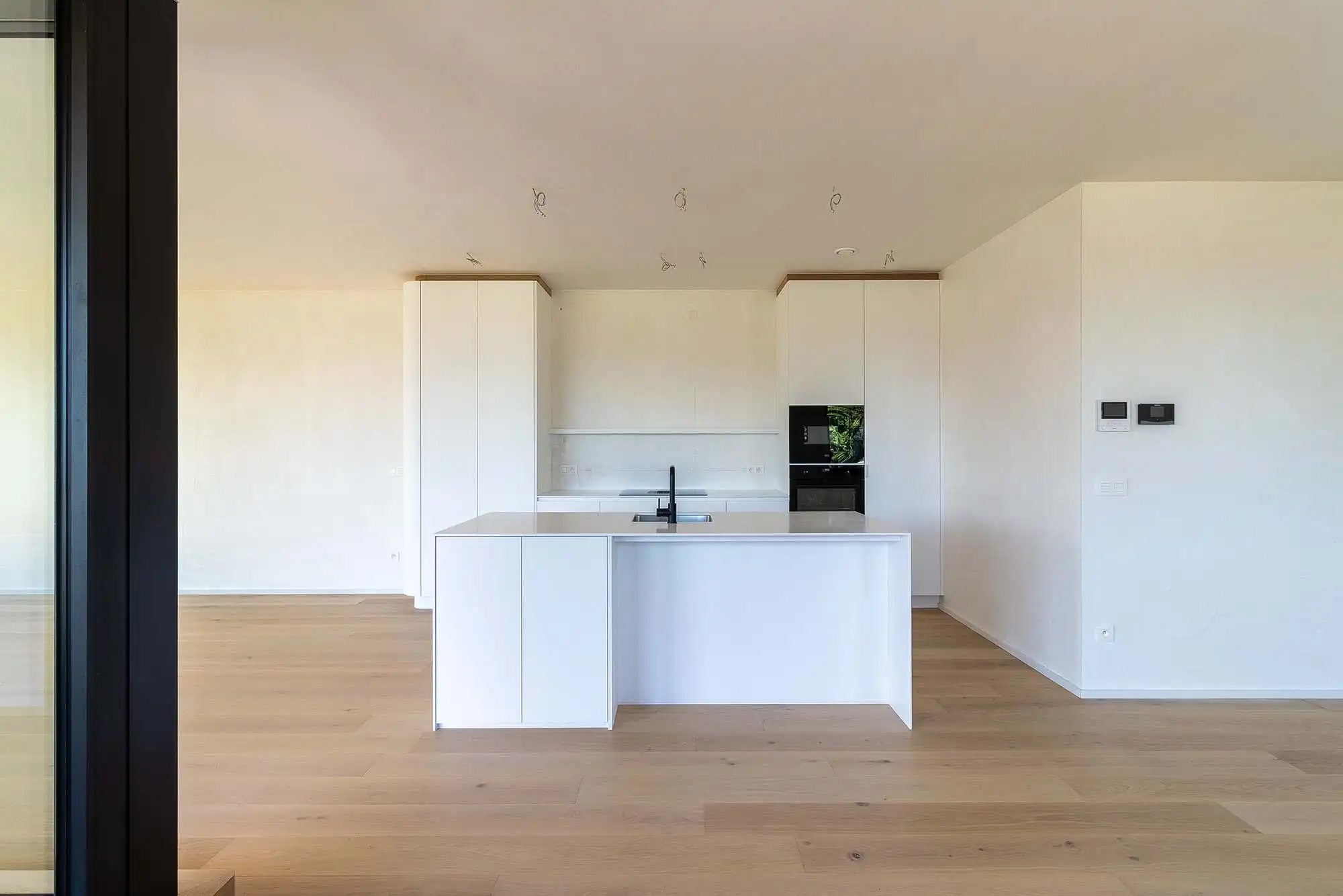 Ruim appartement met drie slaapkamers en terras in Brecht foto 3