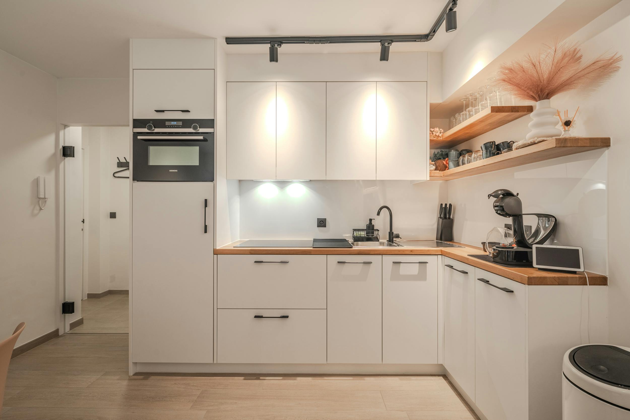 Lichtrijk appartement met aparte slaapruimte te Middelkerke! foto 6