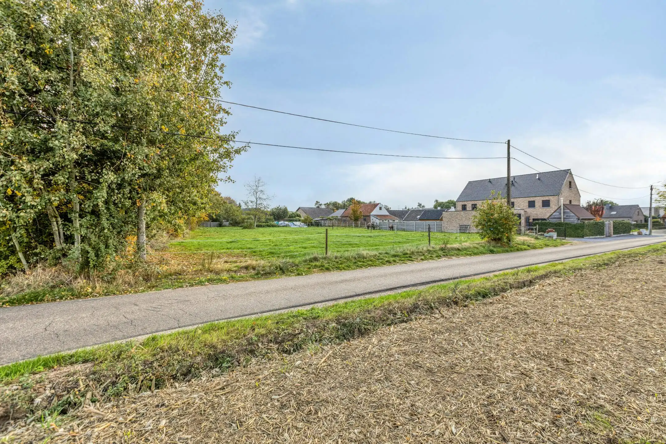 Rustig gelegen bouwgrond met vrij zicht op een riant perceel voor open bebouwing te koop foto 6