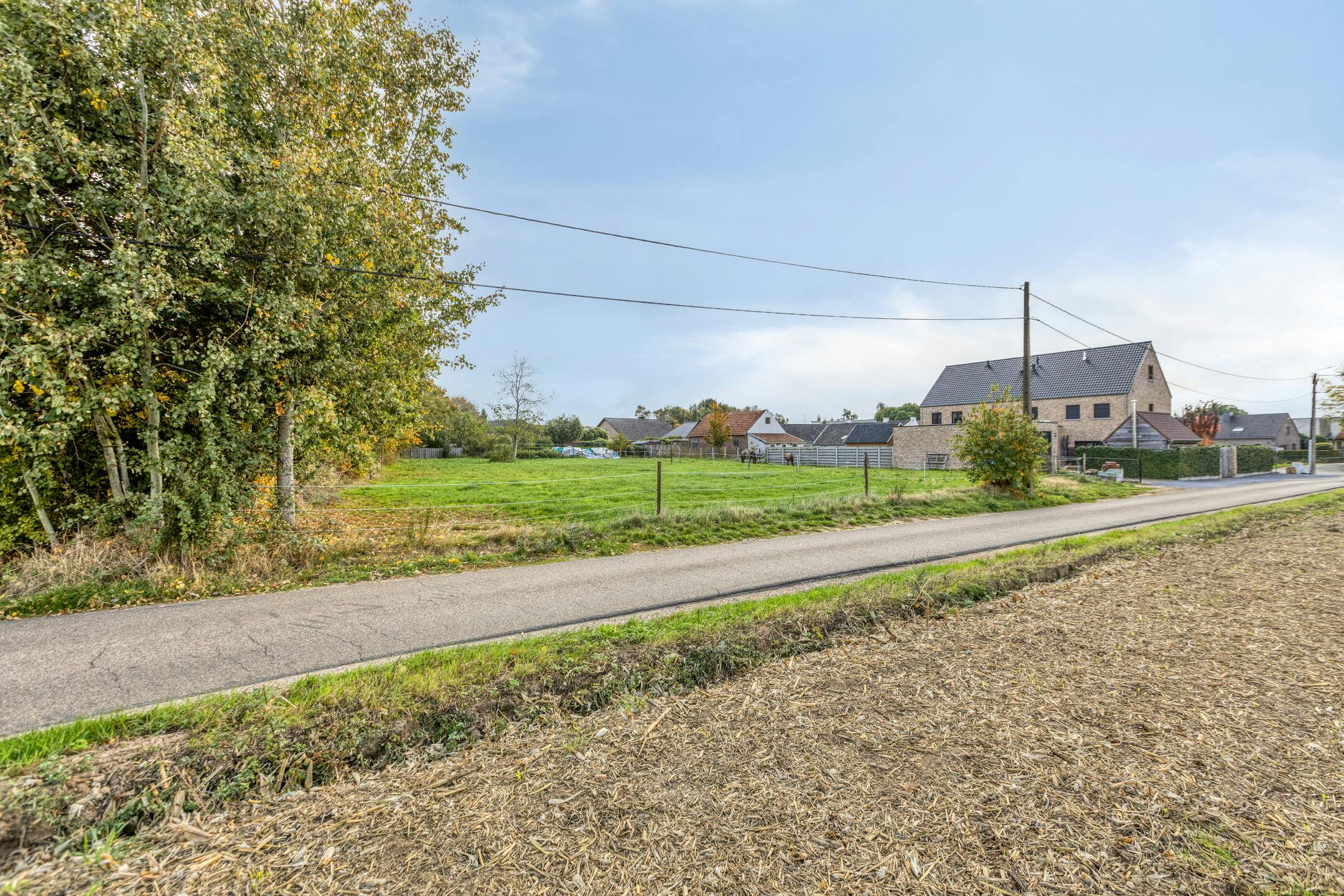 Rustig gelegen bouwgrond met vrij zicht op een riant perceel voor open bebouwing te koop foto 6