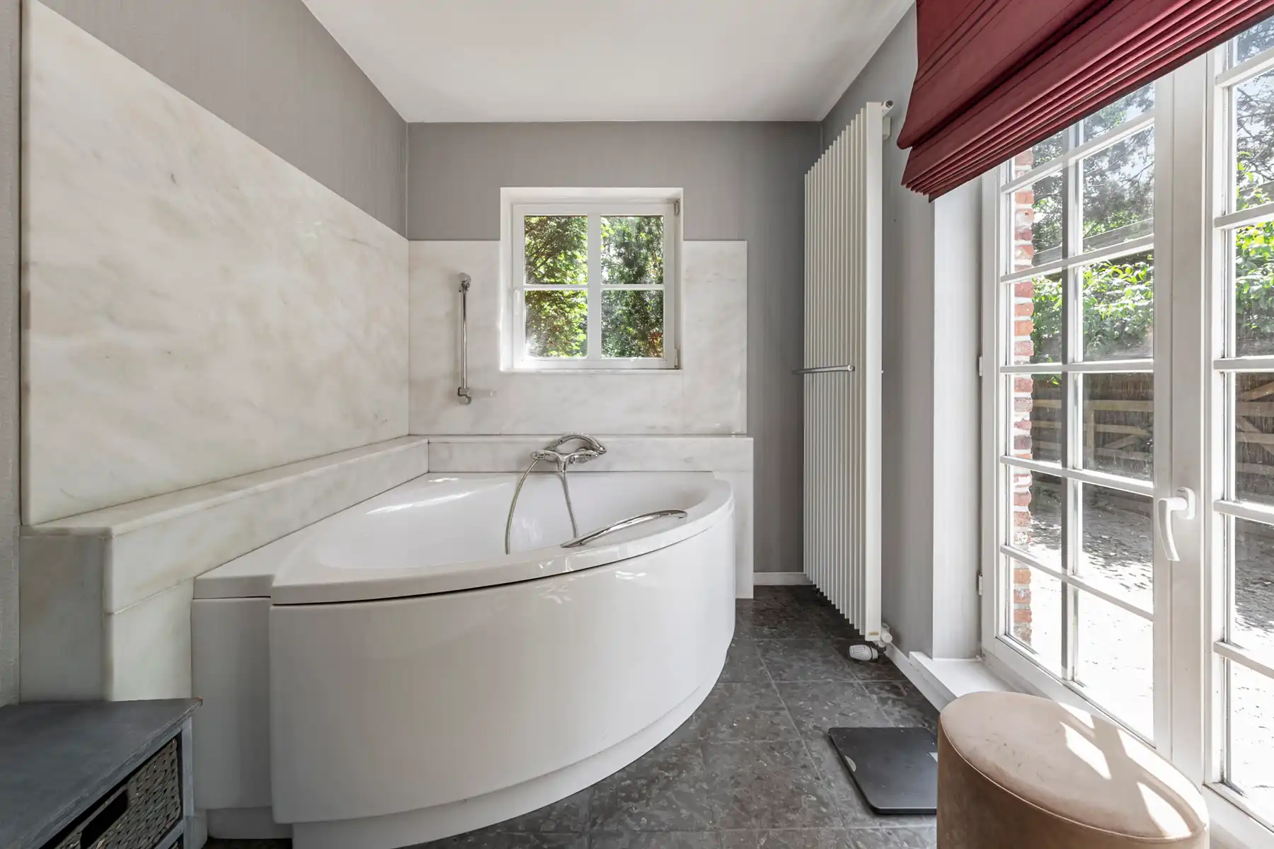 Villa op bos- en natuurdomein van 5056 m² in villawijk foto 12