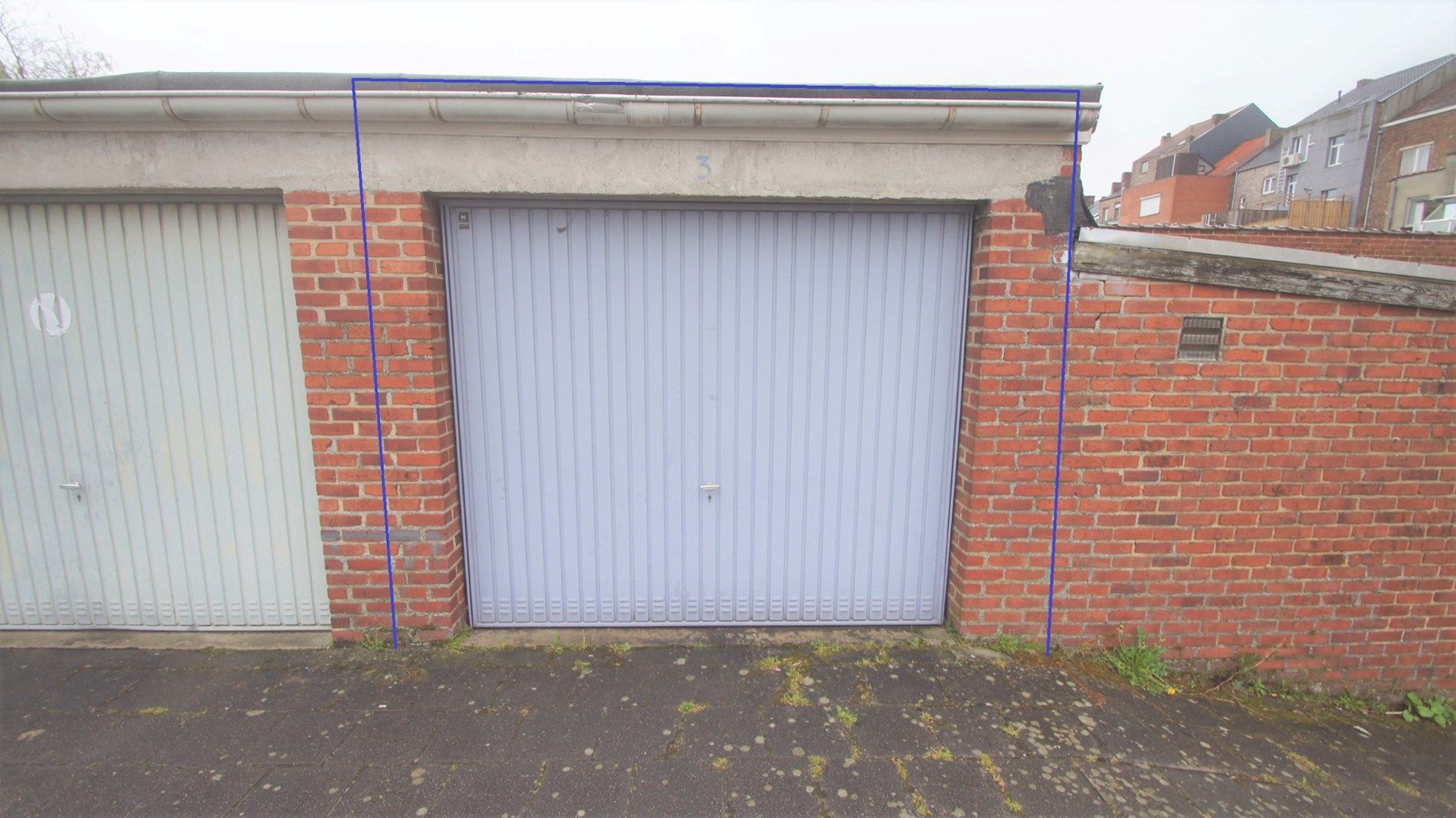 Ruime garage vlak aan treinstation Tienen foto {{pictureIndex}}