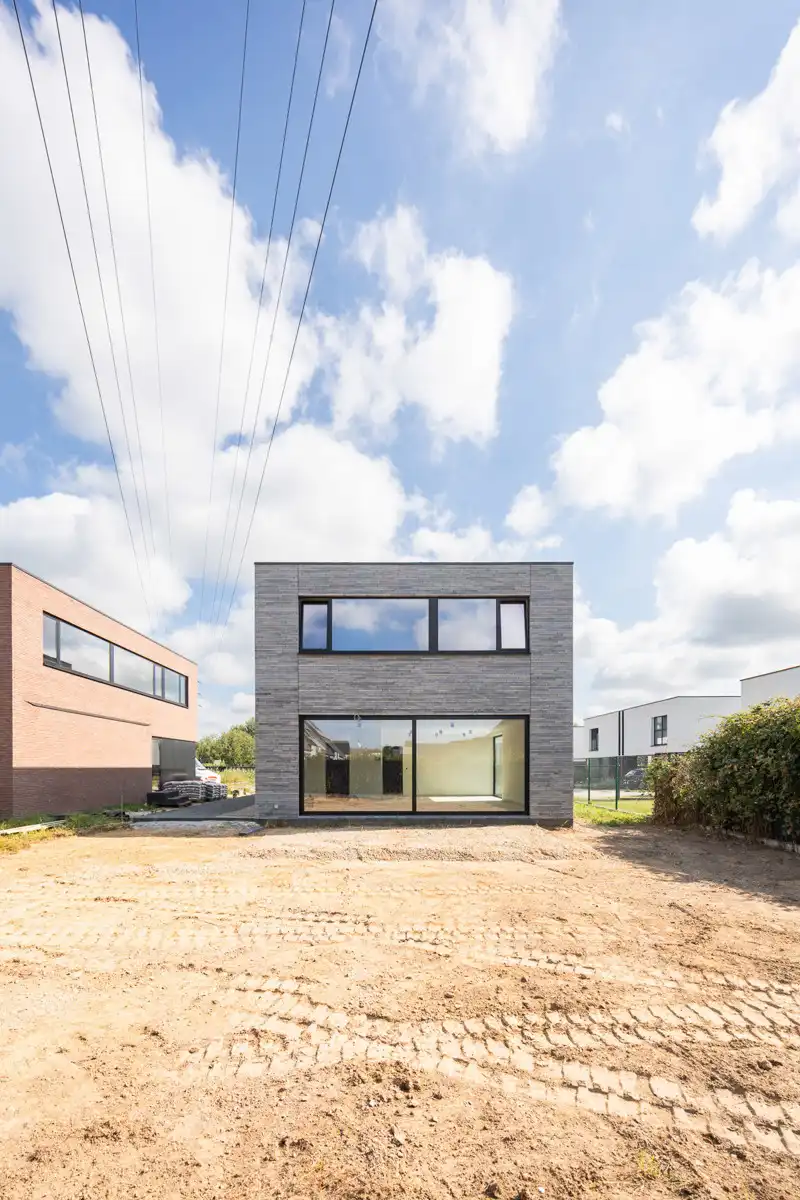 Knappe nieuwbouw villa in gezinsvriendelijke buurt foto 18