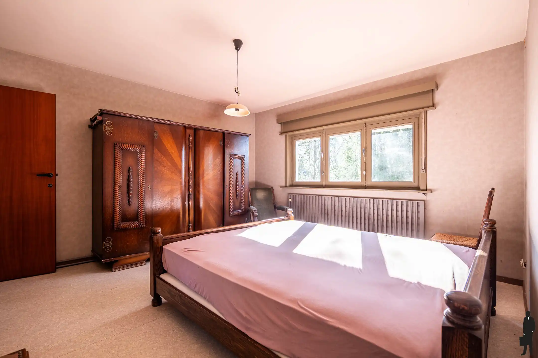 Uitzonderlijk gelegen villa in groen op grond van ca 1.730m² foto 13