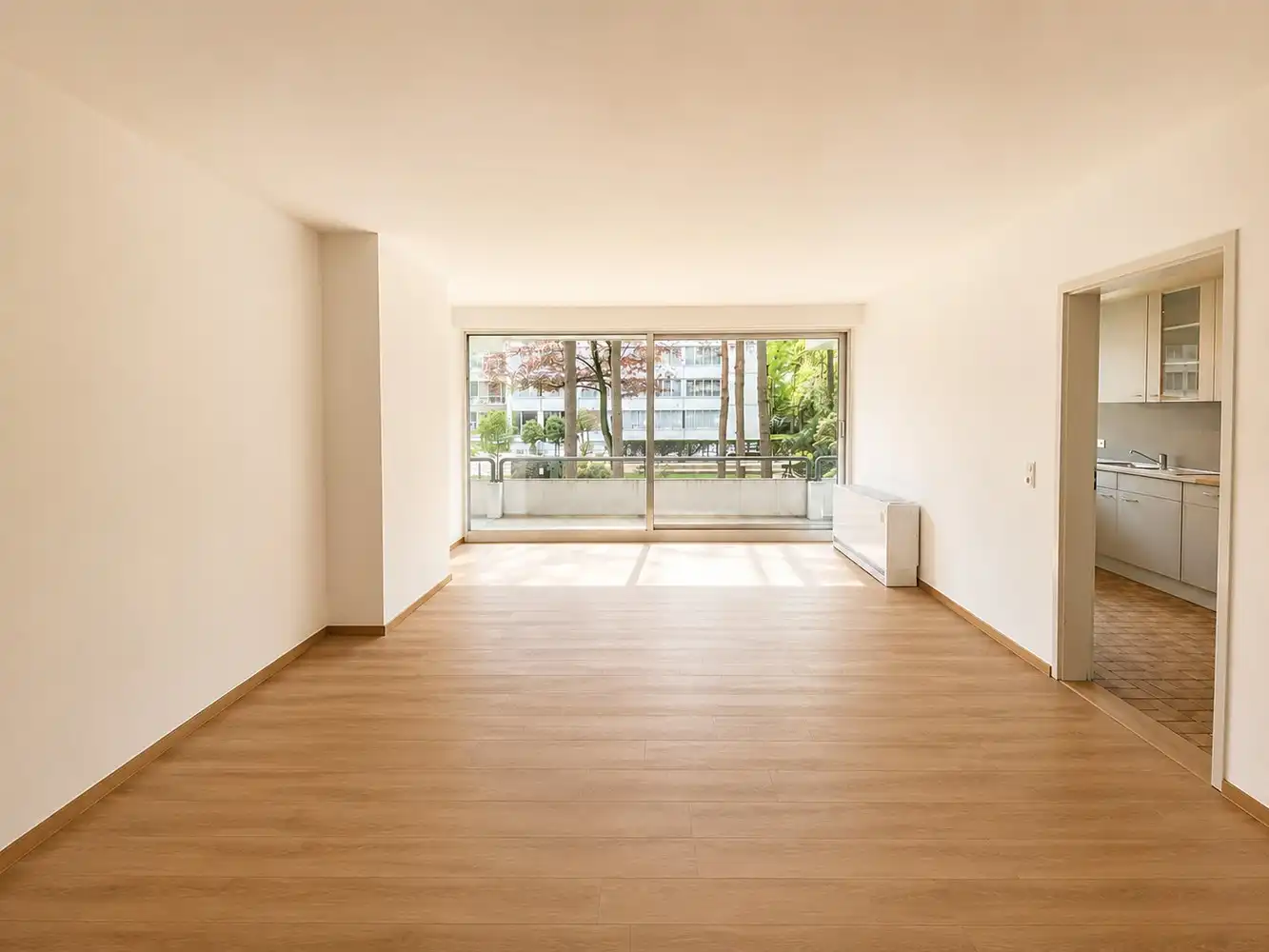 RUIM APPARTEMENT AAN DE STADSRAND foto 5