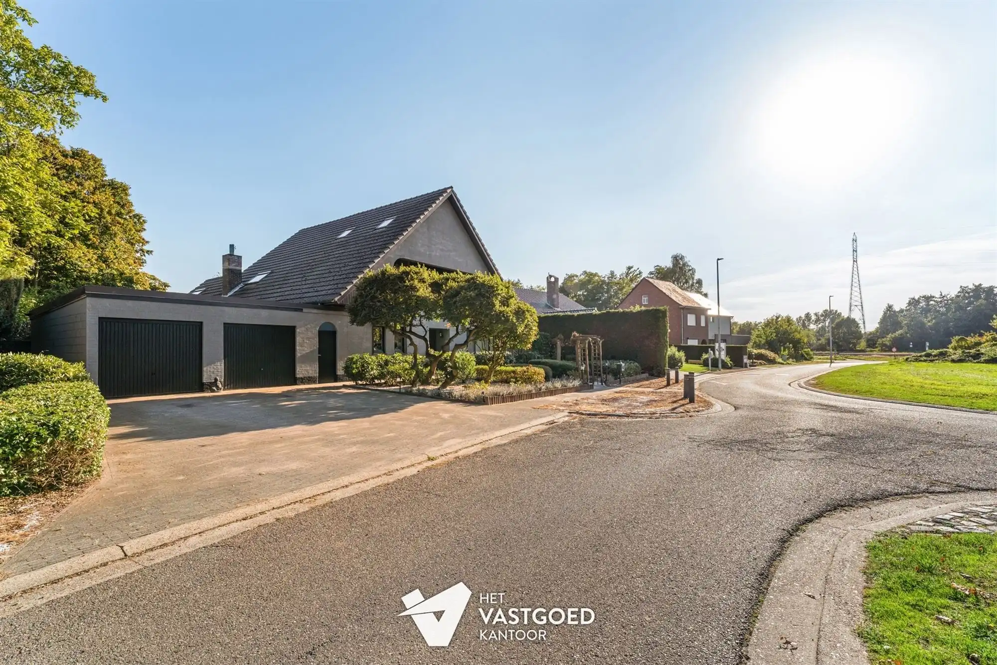 ZEER RUIME, GERENOVEERDE WONING OP TOP-LIGGING! foto 35