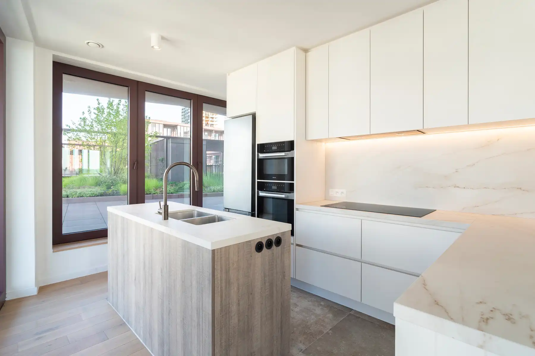 Groots wonen aan de Scheldekaaien met ruime terrassen foto 5