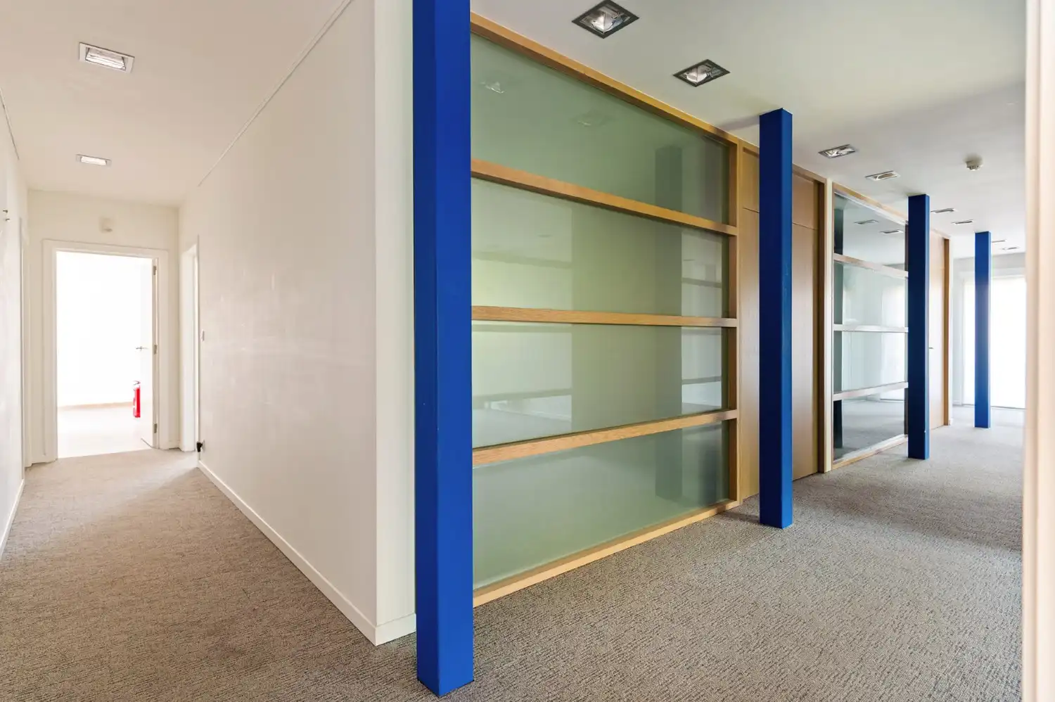 KANTOOR (489 m²) MET PARKING OP STRATEGISCHE LIGGING! foto 15