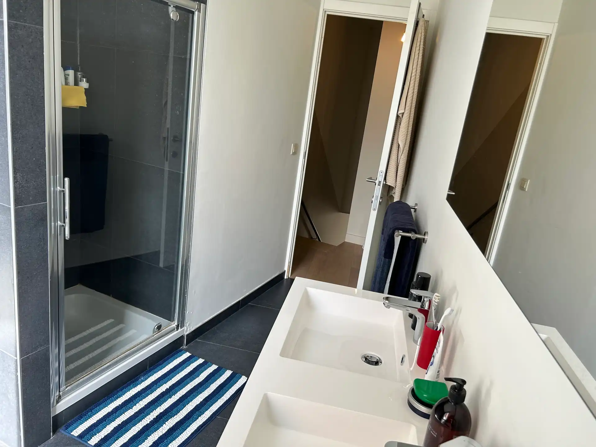 Uniek gelijkvloers duplexappartement met stadstuin in Antwerpen foto 15