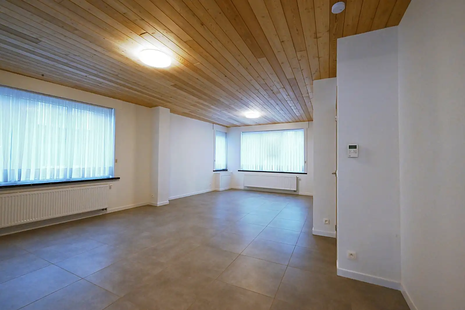 Prachtig afgewerkte woning met 3 slaapkamers in het centrum van Ardooie foto 5