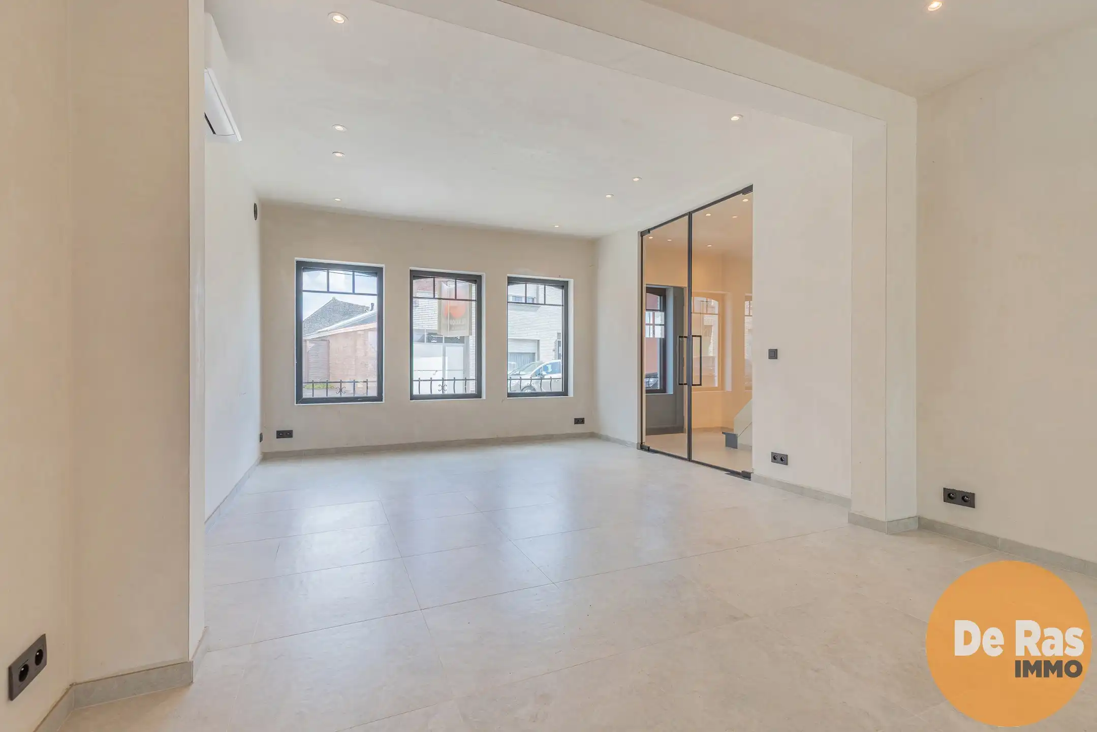 WICHELEN - Exclusief gerenoveerde woning met charme foto 7