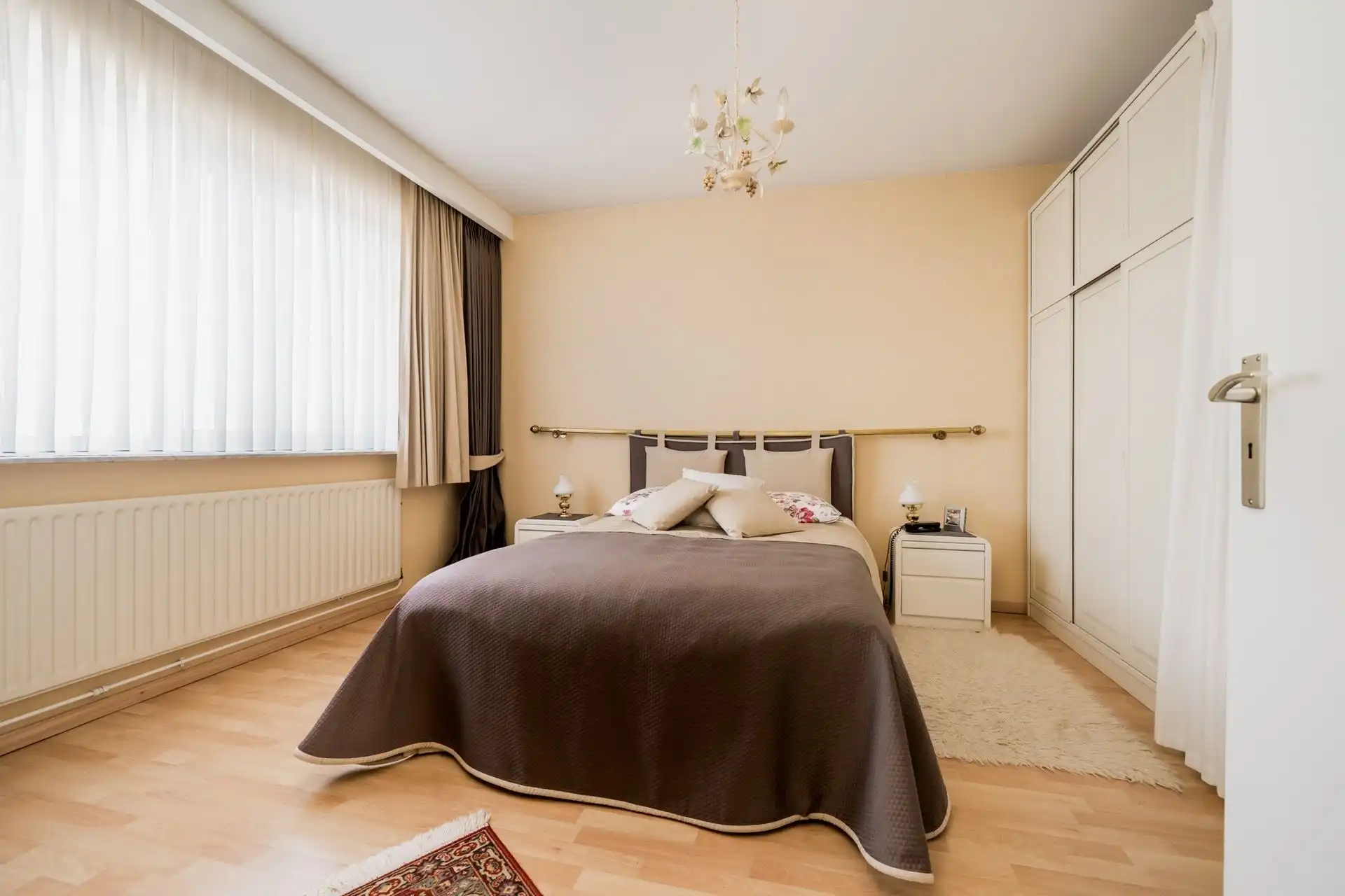 Op te frissen penthouse met groot dakterras foto 3