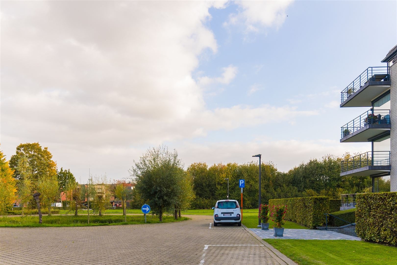 Instapklaar en ruim appartement met groene uitzichten nabij het centrum van Mortsel foto 21