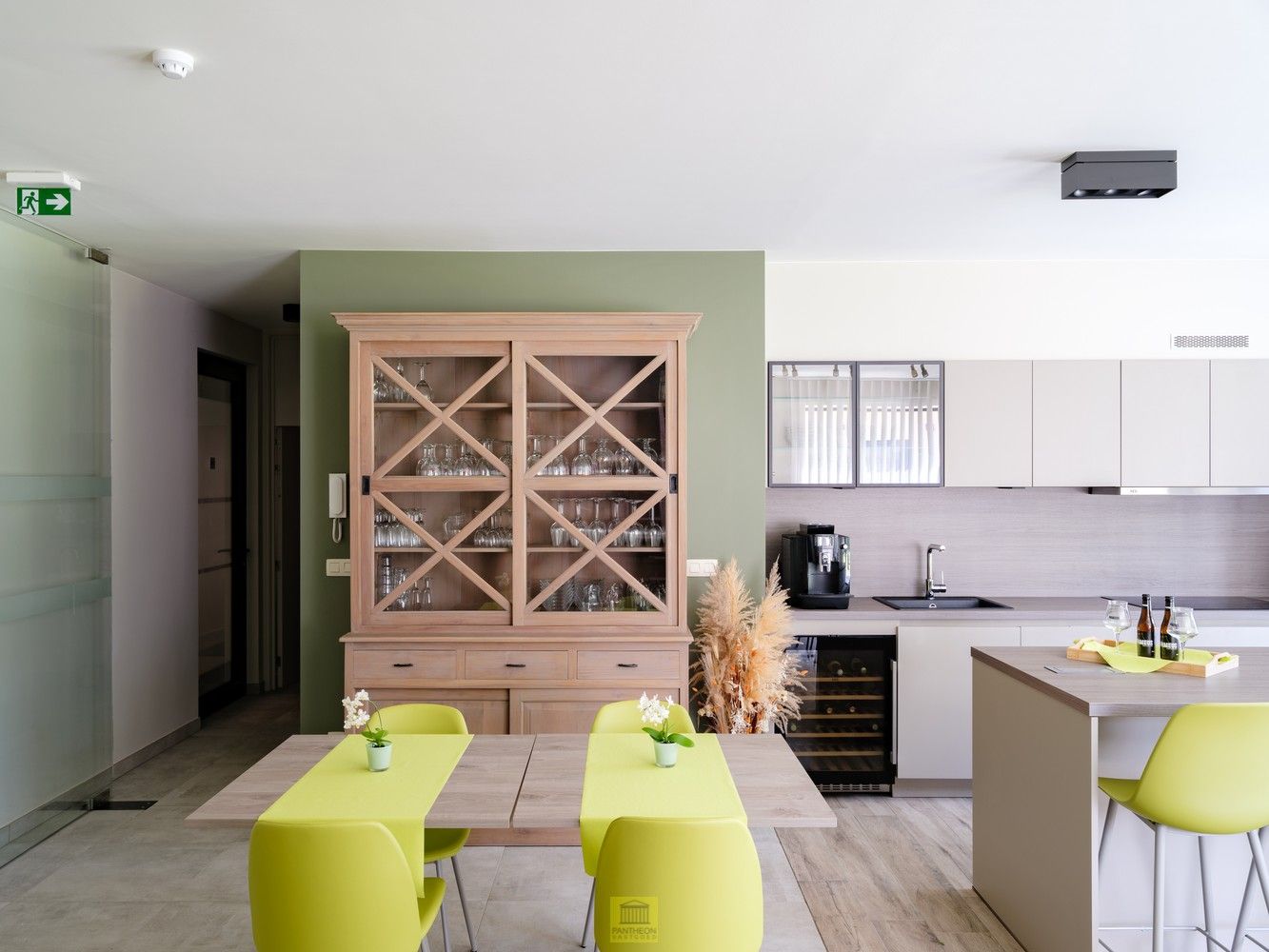 Uitzonderlijk pand - manege met gastenverblijf foto 12