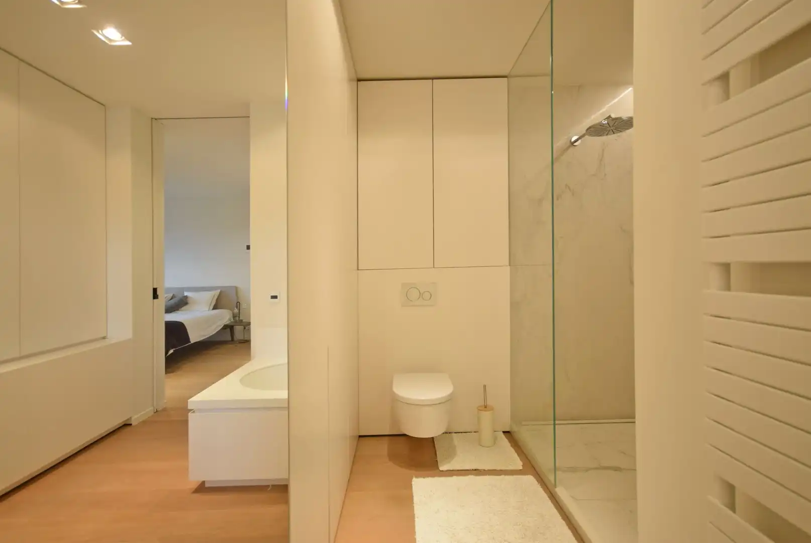UNIEK EN ZEER HOOGSTAAND AFGEWERKT PENTHOUSE AAN HET STERREBOS foto 16