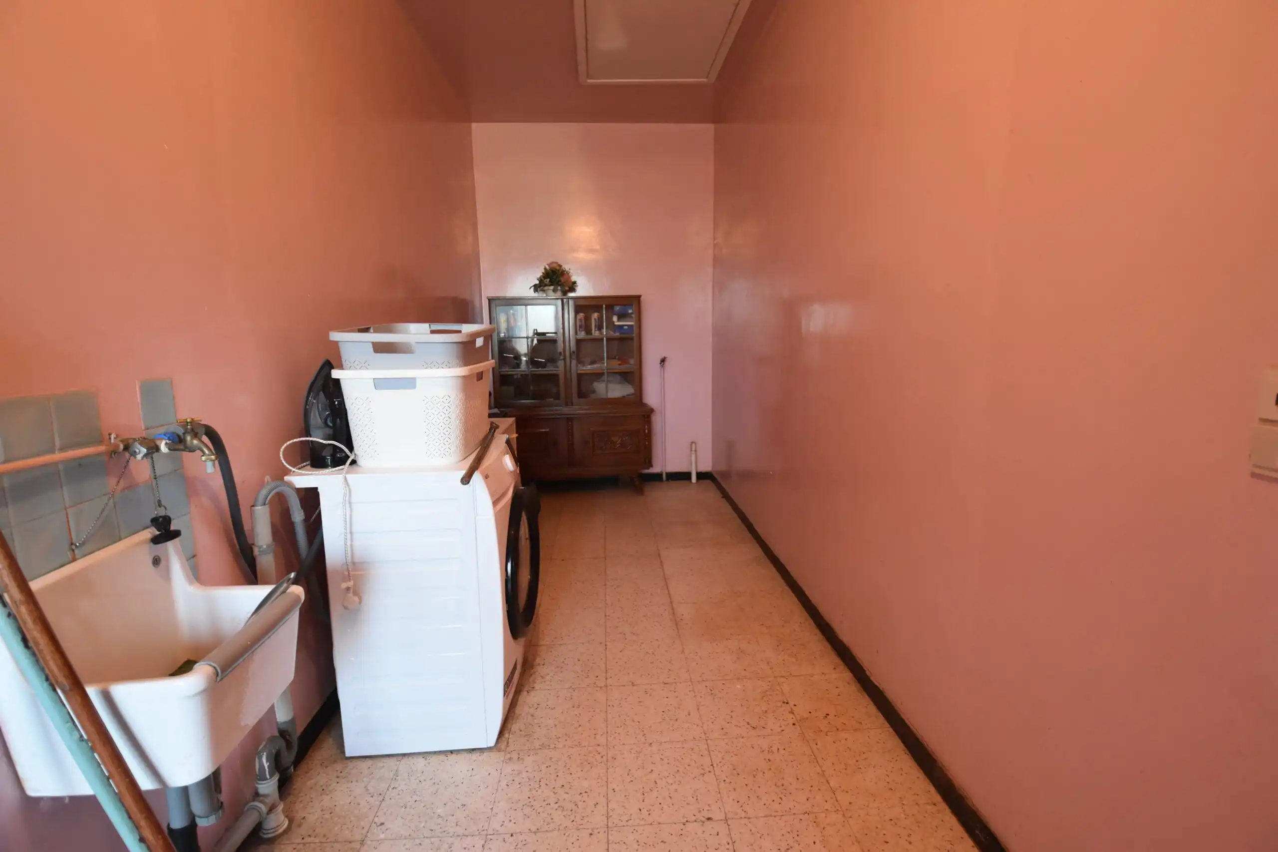 Landelijk gelegen bungalow met 3 slaapkamers en open zicht foto 26