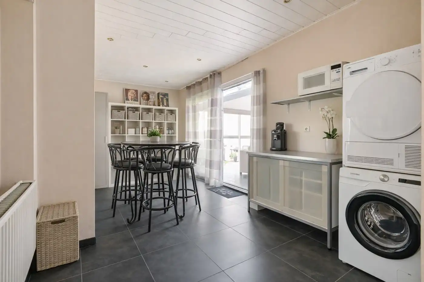 Praktijkruimte/winkel met bovenliggend duplex-appartement in het centrum van Berendrecht foto 18