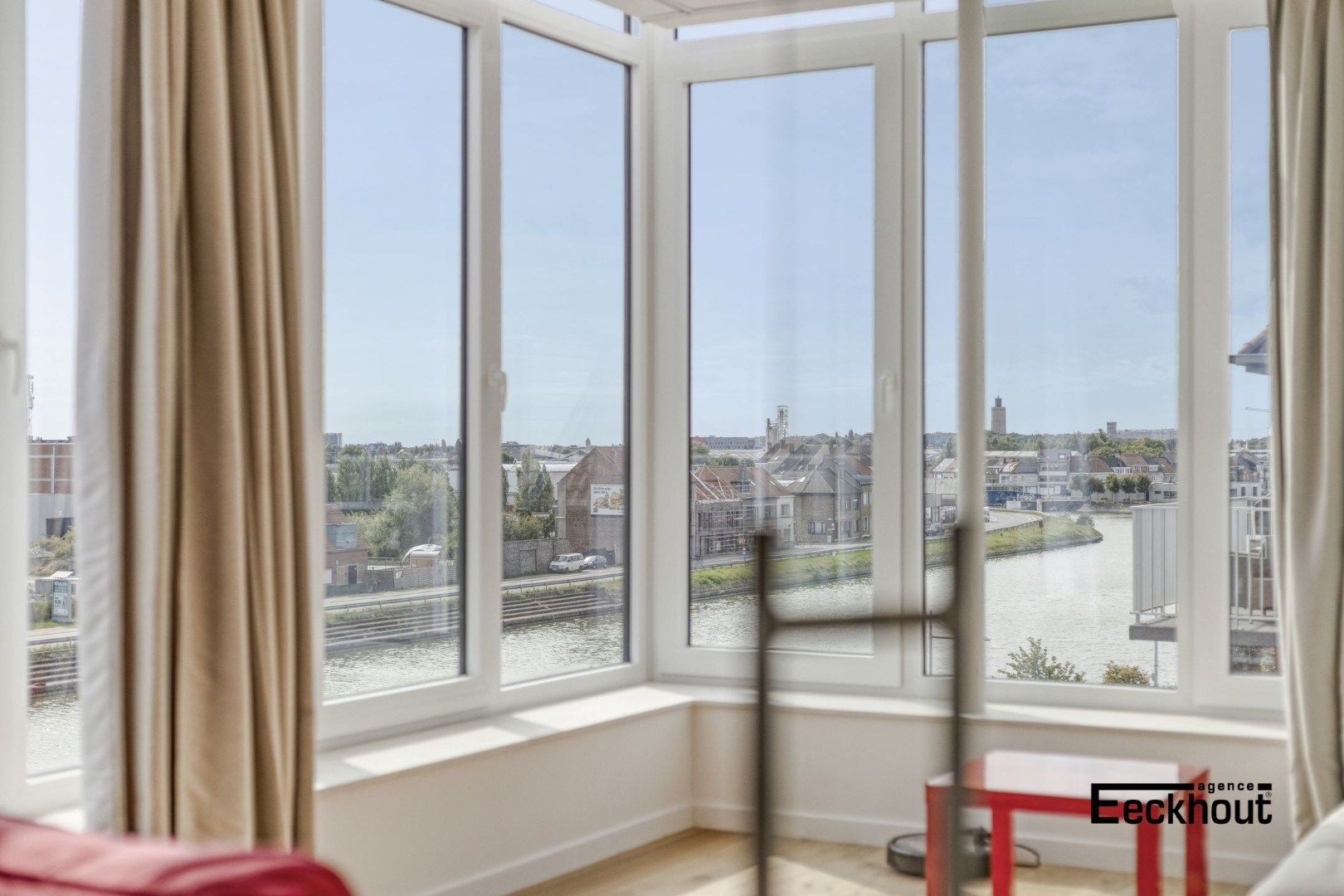 Exclusieve penthouse met fenomenale zichten op het kanaal & de spuikom! foto 8