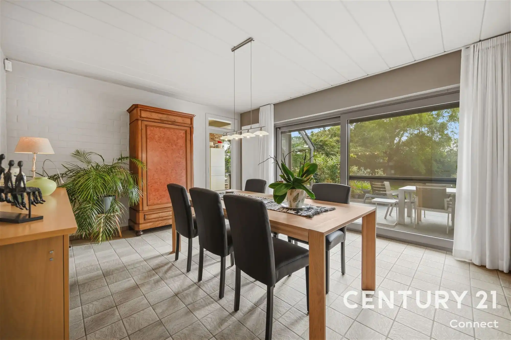 Lichtrijke villa met 4 slaapkamers. foto 6
