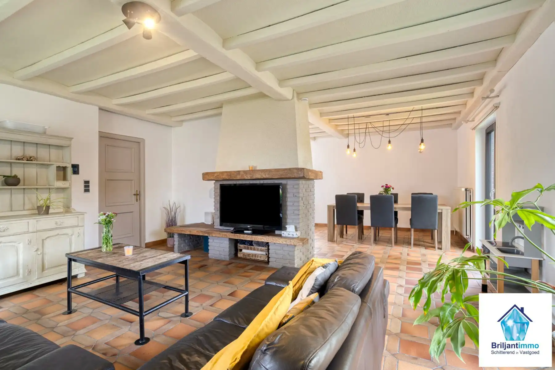 Charmante villa met garage in gezinsvriendelijke buurt foto 6